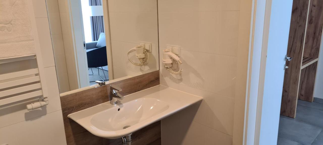 سيينا Aparthotel Apartamenty Czarna Gora 408 المظهر الخارجي الصورة
